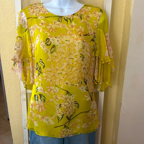Natori Tops - NATORI hokaido Blossom  floral blouse